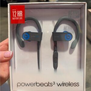 Powerbeats3 Wireless Earphones - Gray and Blue